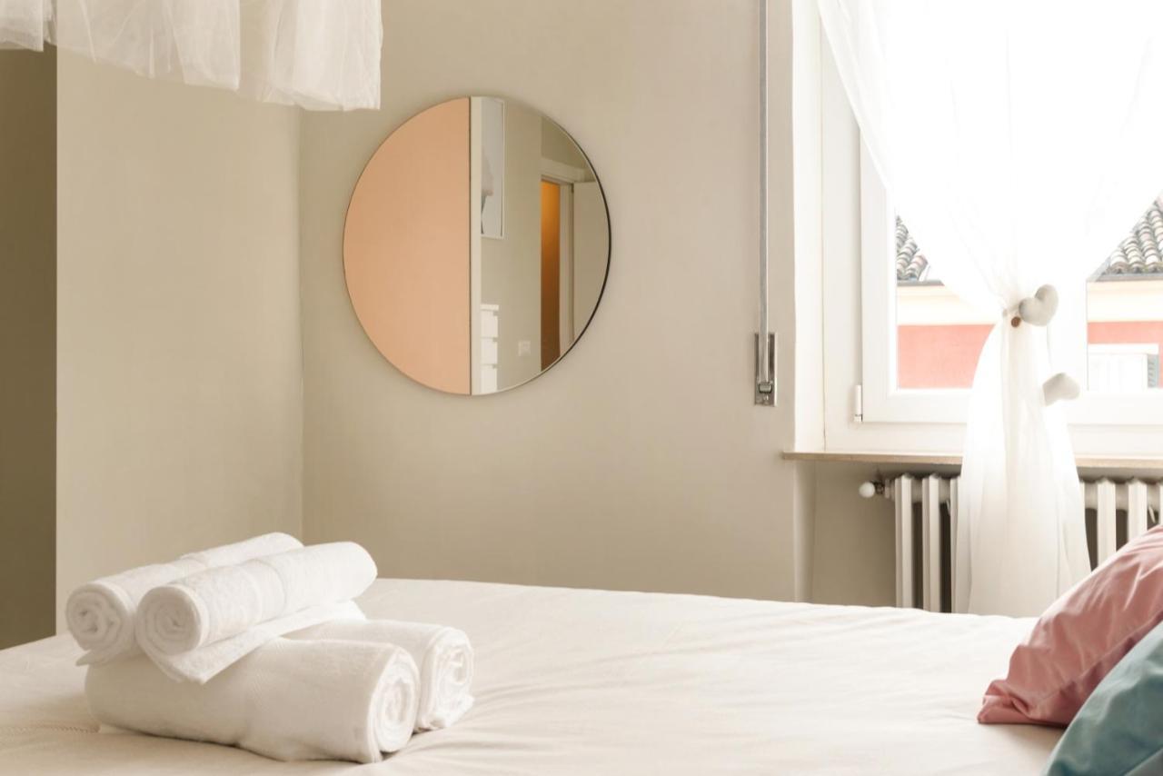 Parma Azeglio Apartment Ngoại thất bức ảnh